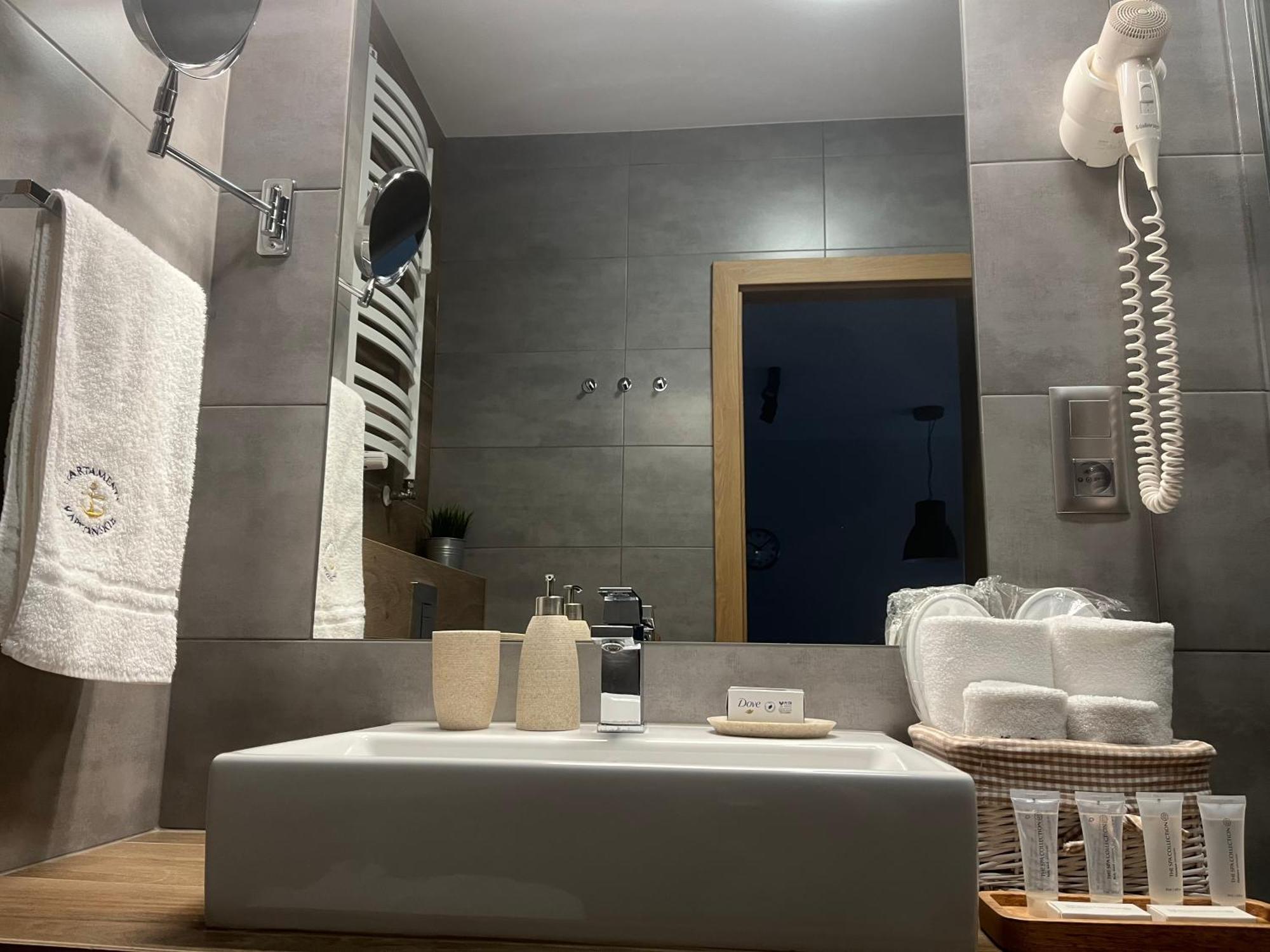 Apartamenty Kapitanskie Blizej Morza โควอบเซก ภายนอก รูปภาพ